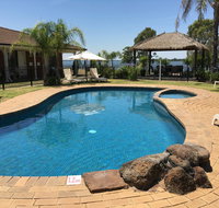 Capricorn Motor Inn - Accommodation Whitsundays