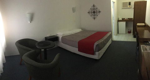Casino Motor Inn - Accommodation Whitsundays 3