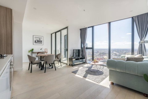 CBD & Garden View Stylish 1 Bedroom Apt @Avant - Accommodation Whitsundays 0