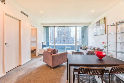 CBD, Collins St Address, Near Southern Cross - 2 Beds - Accommodation Whitsundays 1