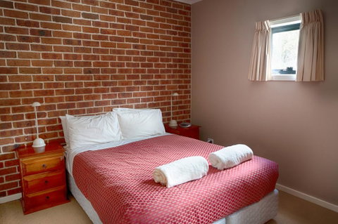 Cedar Creek 2 - Accommodation Whitsundays 3