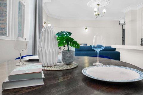 Central Apartment With Spacious Living And Dining - Accommodation Whitsundays 1