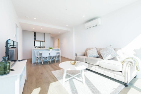 Central Melbourne 2 Bedroom Luxury@Victoria One - Accommodation Whitsundays 0