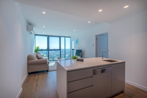 Central Melbourne 2 Bedroom Luxury@Victoria One - Accommodation Whitsundays 3
