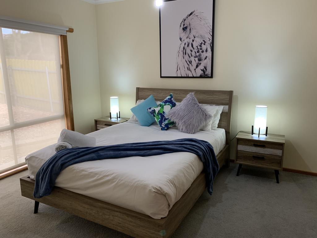 Kennington VIC Accommodation Whitsundays