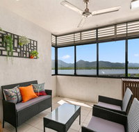 Chic City Apartment with Waterfront Views - Accommodation Whitsundays