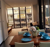 City apartment with river view - Accommodation Whitsundays