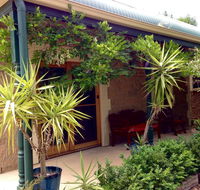 Clarevale Cottage BB - Accommodation Whitsundays