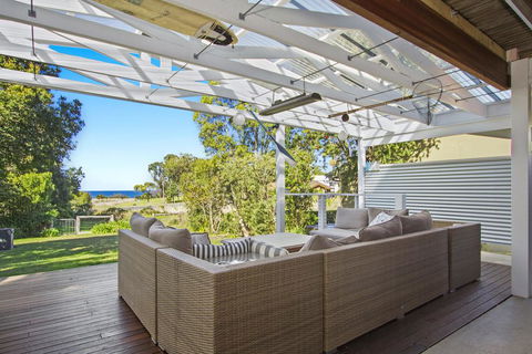 Clissold By Collers, MOLLYMOOK - Accommodation Whitsundays 0