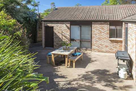 Coastal Hideaway - Accommodation Whitsundays 1