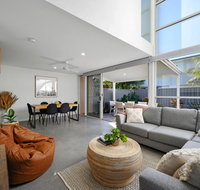 Coastal Living At Wikis - Accommodation Whitsundays
