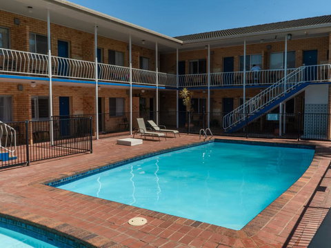 Coasters 18 - Accommodation Whitsundays 1