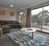 Cobb  Co 3/39 Cobbon Crescent - Accommodation Whitsundays