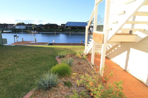 Cockatoo House - Accommodation Whitsundays 1