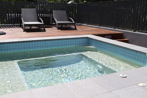 Coconut Grove - Accommodation Whitsundays 1
