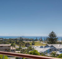 Coffs Jetty Beach House - Accommodation Whitsundays