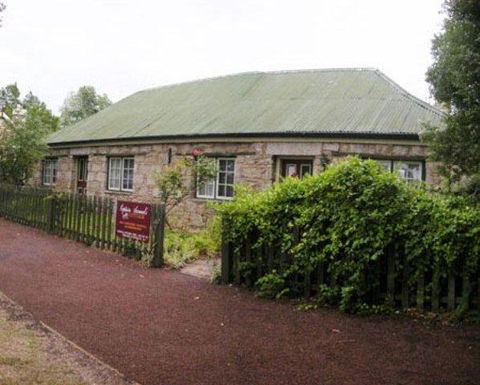 Colonial Cottages Of Ross - Accommodation Whitsundays 1