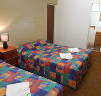 Commercial Hotel - Accommodation Whitsundays