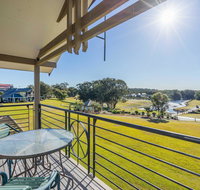 Condo 108  Horizons Resort  Golf stunning course  lake Views - Accommodation Whitsundays