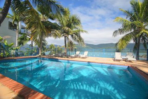 Coral Point Lodge - Accommodation Whitsundays 0