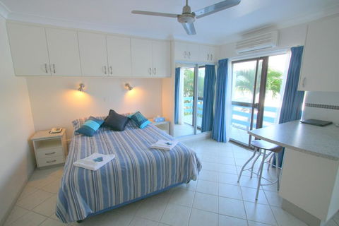 Coral Point Lodge - Accommodation Whitsundays 1