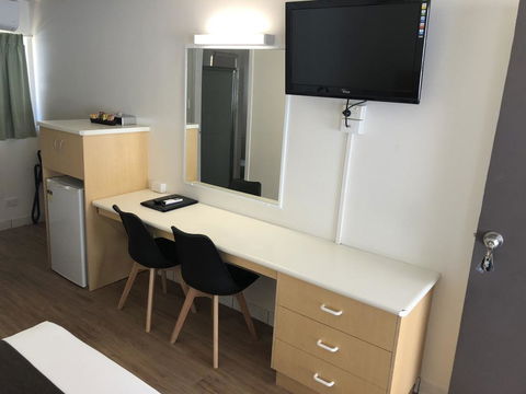 Coral Sands Motel - Accommodation Whitsundays 3