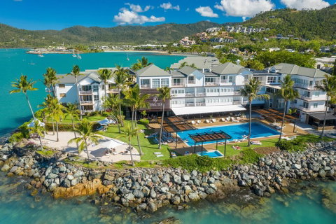 Coral Sea Marina Resort - Accommodation Whitsundays 0