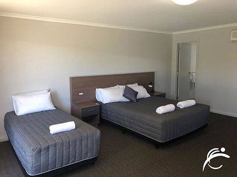 Coro Club Motel - Accommodation Whitsundays 1