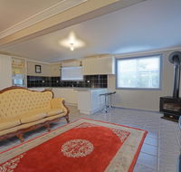 Cottage in the Country - Accommodation Whitsundays