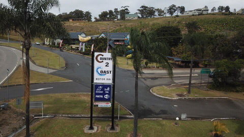 Country 2 Coast Motor Inn Coffs Harbour - Accommodation Whitsundays 0