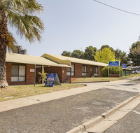 Country Roads Motor Inn - Accommodation Whitsundays