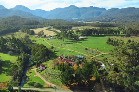 Crabtree House - Accommodation Whitsundays 0