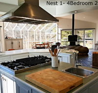 Crowes Nest Apartments - Accommodation Whitsundays