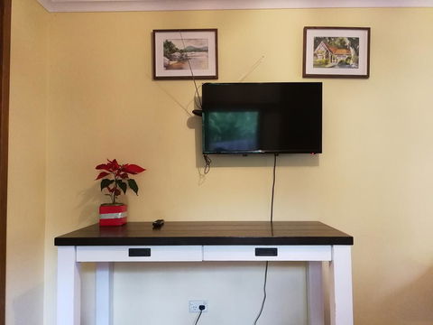 Croydon Station - A Tranquil Retreat - Accommodation Whitsundays 3