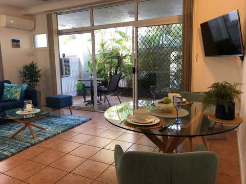 Crystal Palms - Accommodation Whitsundays 3