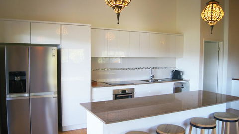 Cumberland Holiday Home - Holiday Home - Accommodation Whitsundays 1