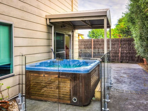 Cuttriss By The Beach - Accommodation Whitsundays 3