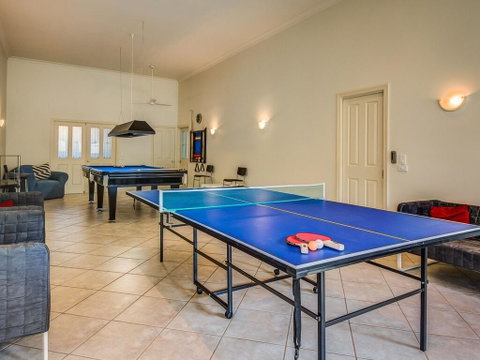 Cuttriss By The Beach - Accommodation Whitsundays 1