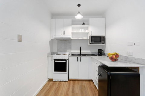 Davis Avenue Apartments - Accommodation Whitsundays 2