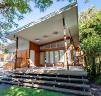 Decked out for a Fantastic Holiday - Whole house Winnett St Woorim - Accommodation Whitsundays