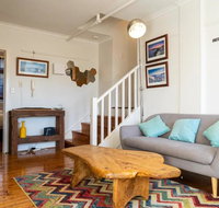 Delightful 3 Bedroom Apartment near Chapel Street in St Kilda - Accommodation Whitsundays