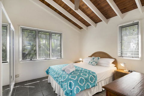 Descola 10 - Accommodation Whitsundays 2