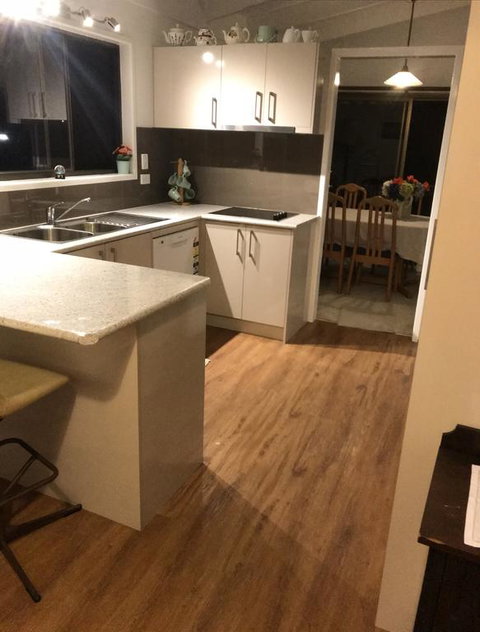 Di's Manor Homestay - Accommodation Whitsundays 3