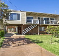 Dolphin Breeze - fully fenced and pet friendly - Accommodation Whitsundays
