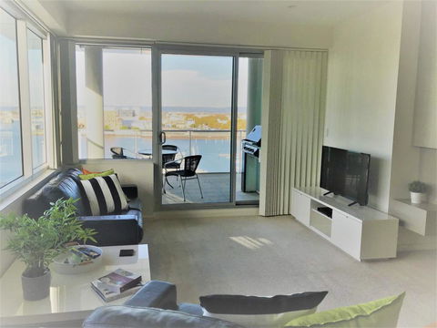 Dolphin View At Spinnaker - Accommodation Whitsundays 1