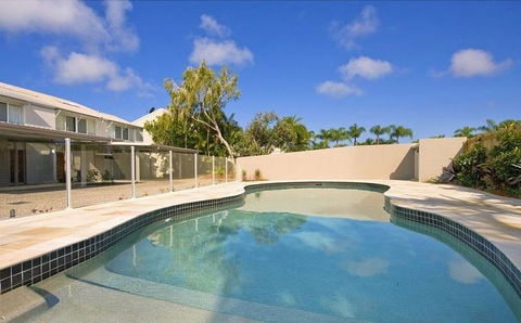 Driftwood Apartment 6 - Accommodation Whitsundays 2