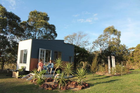 Dyl & Lil's Tiny House On Wheels - Accommodation Whitsundays 1