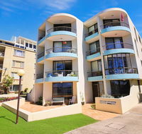 Eastbourne U4 80 Esplanade Golden Beach - Accommodation Whitsundays