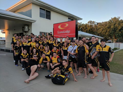 Econo Lodge Beachside - Accommodation Whitsundays 1