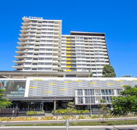 Elite elegance 2BRHamilton APT with Parking - Accommodation Whitsundays